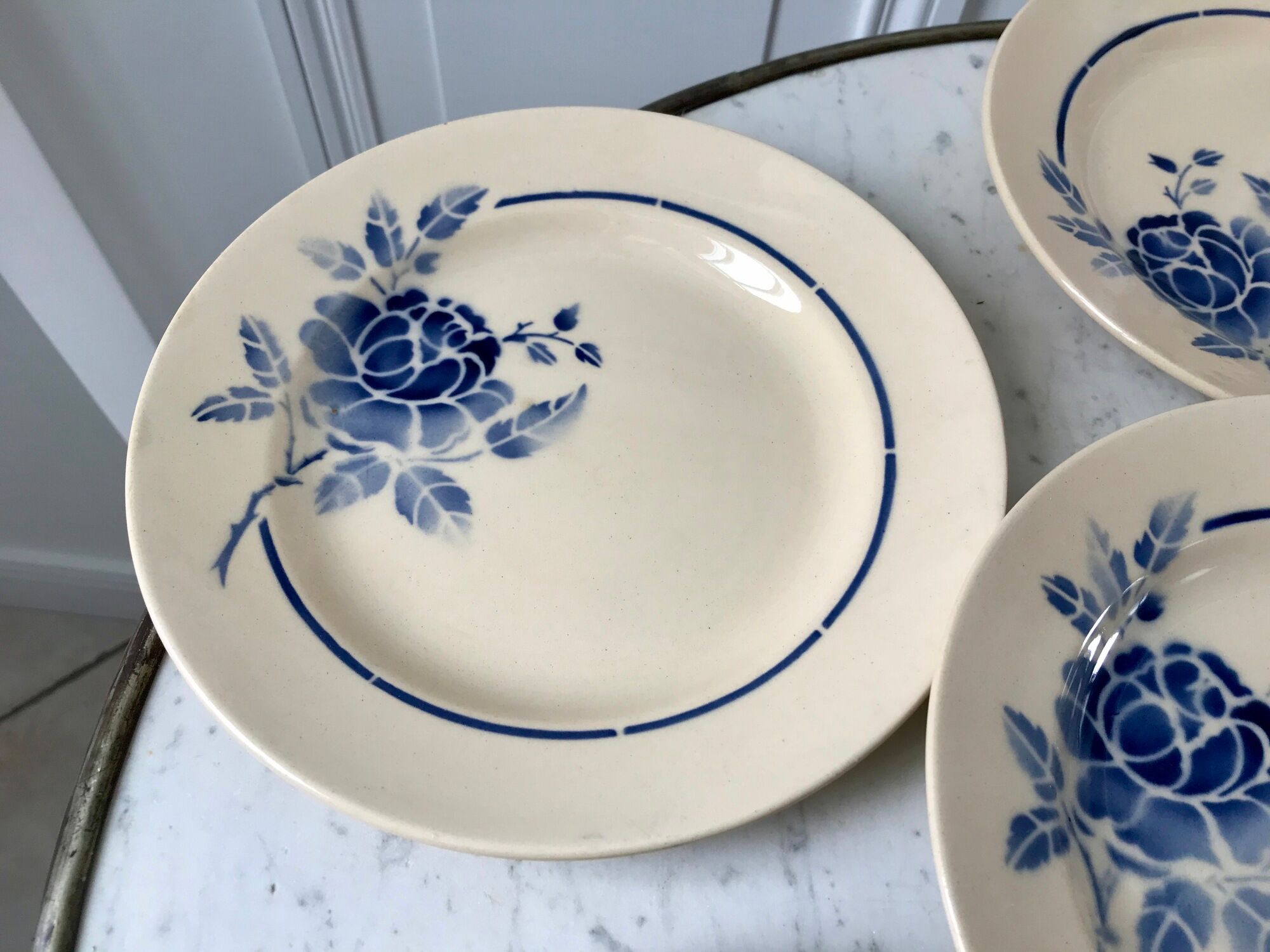Set of 6 flat plates blue flowers Saint-Amand years 30-40