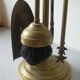 Ancien serviteur 4 outils de cheminée pomme de pin pince patte de coq en bronze/laiton