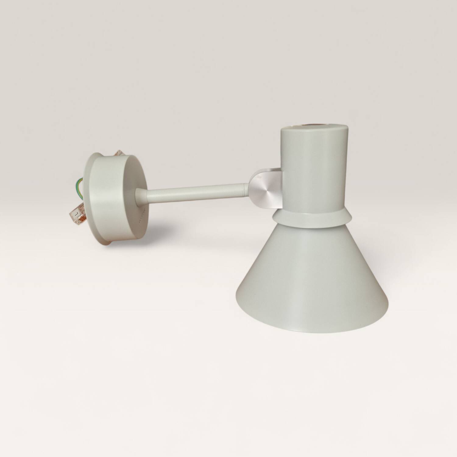 Wall lamp 80 W1 - Anglepoise - Design by Sir Kenneth Grange 2019