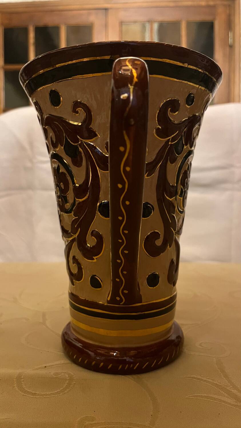 Vintage Deruta sign vase