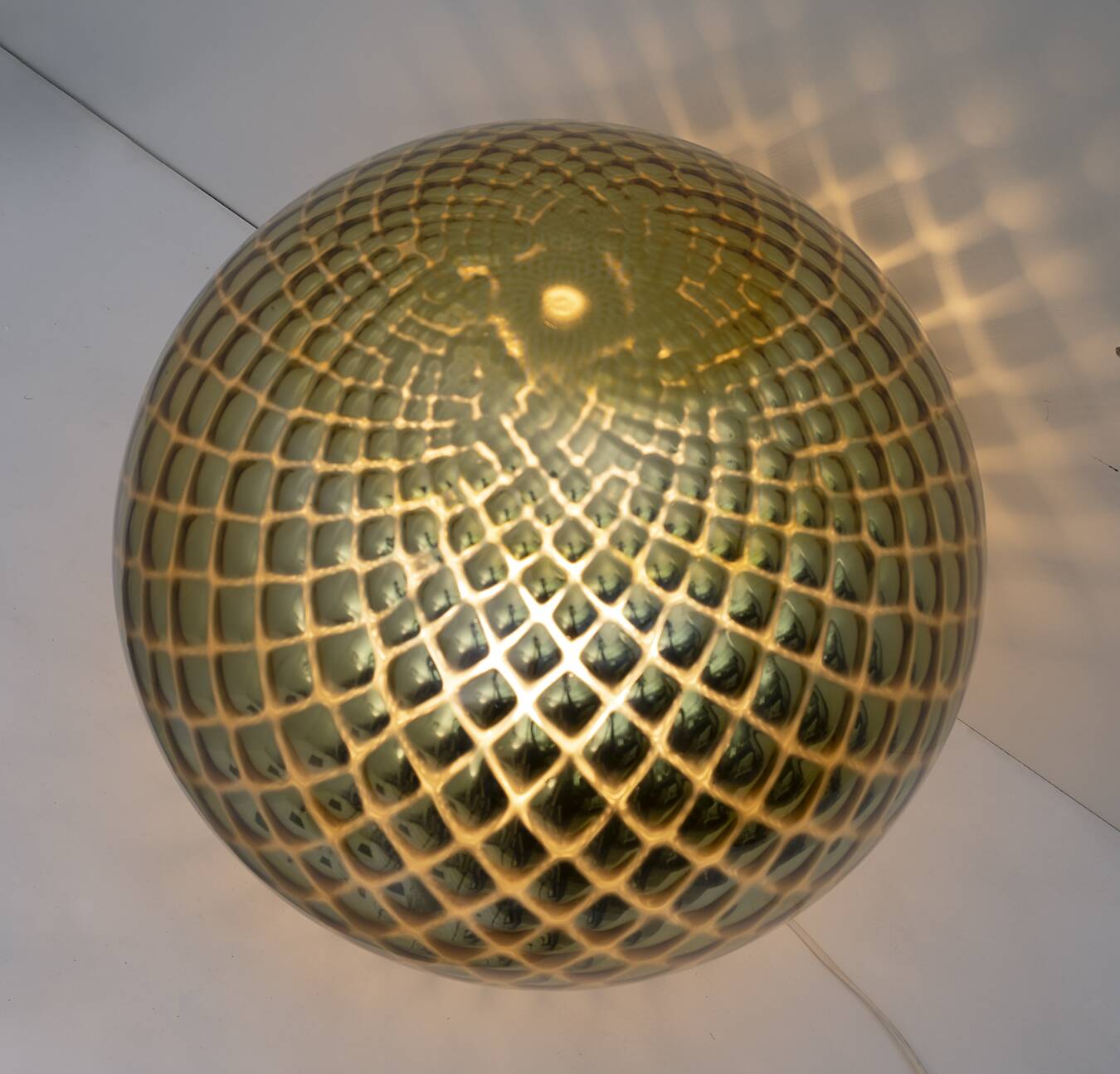 Mid-Century Modern Italian Gold Murano Glass "Diamont Sphere" Table Lamp,70