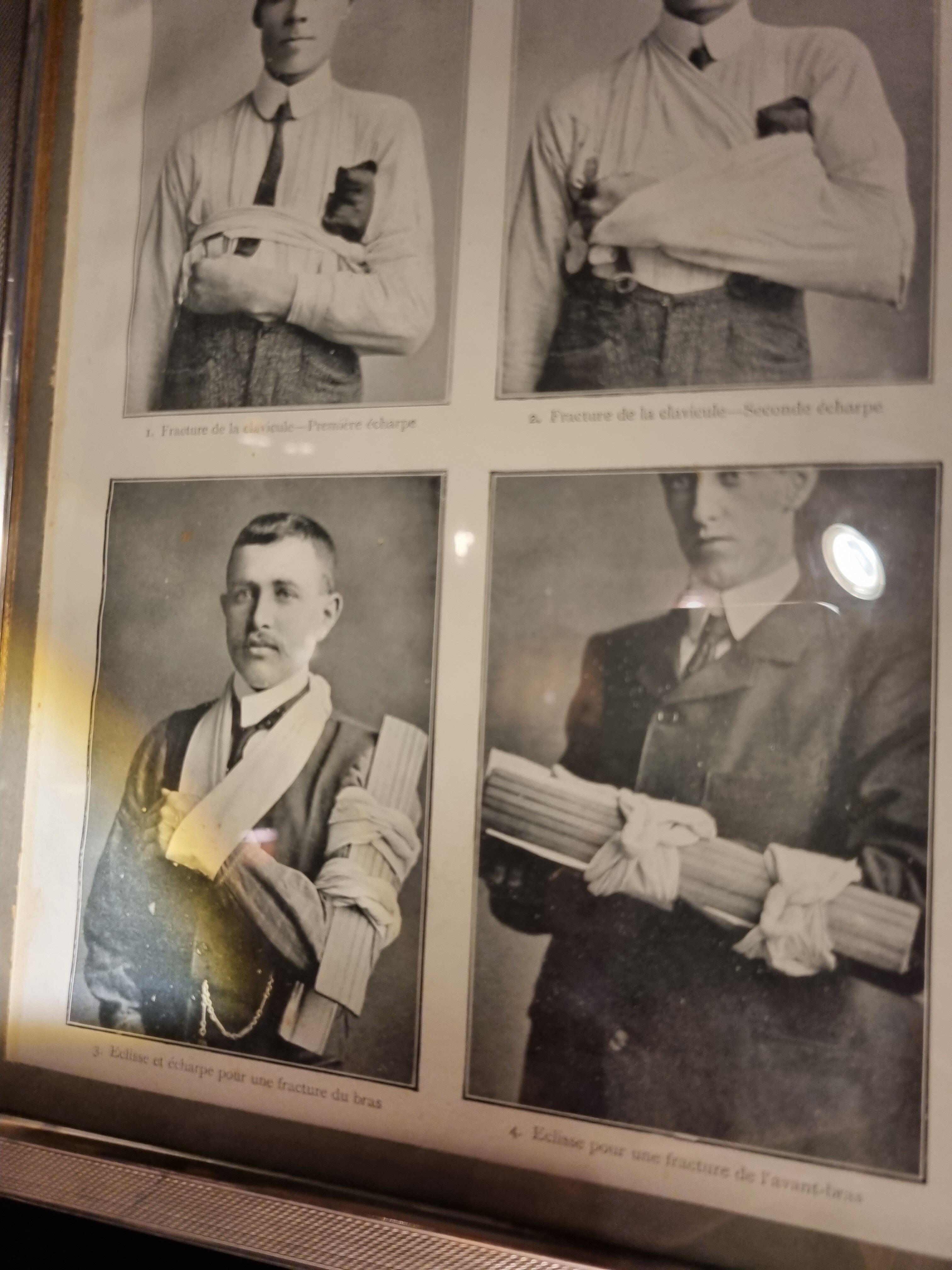 Photo frame medicine early XXth