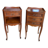 Paire de tables de chevet avec tiroirs et niche style Louis XV