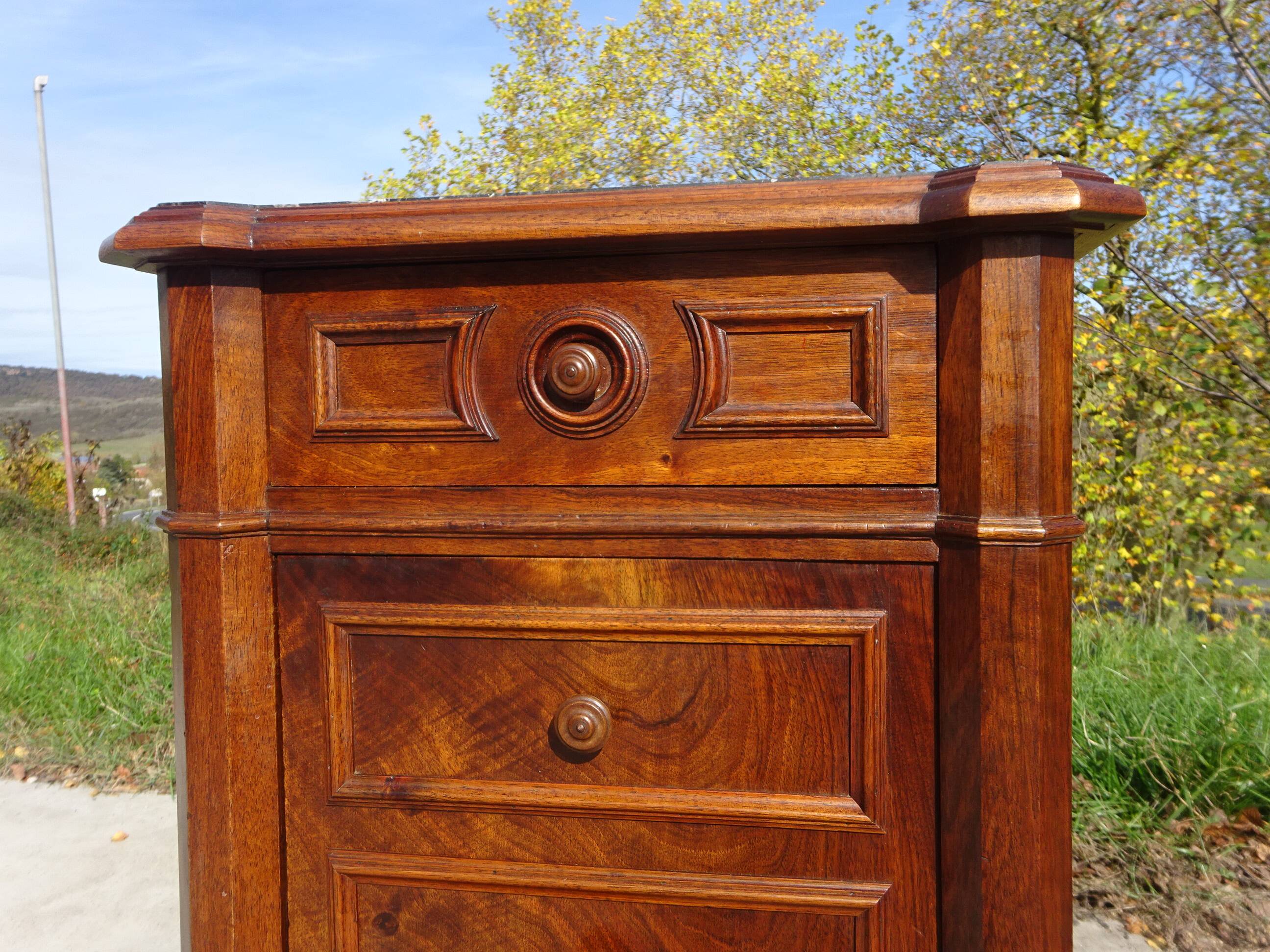 Nightstand with false drawers in walnut and marble, Louis Philippe
