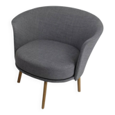 Fauteuil lounge Dorso dessiné par GamFratesi pour HAY, édité au Danemark