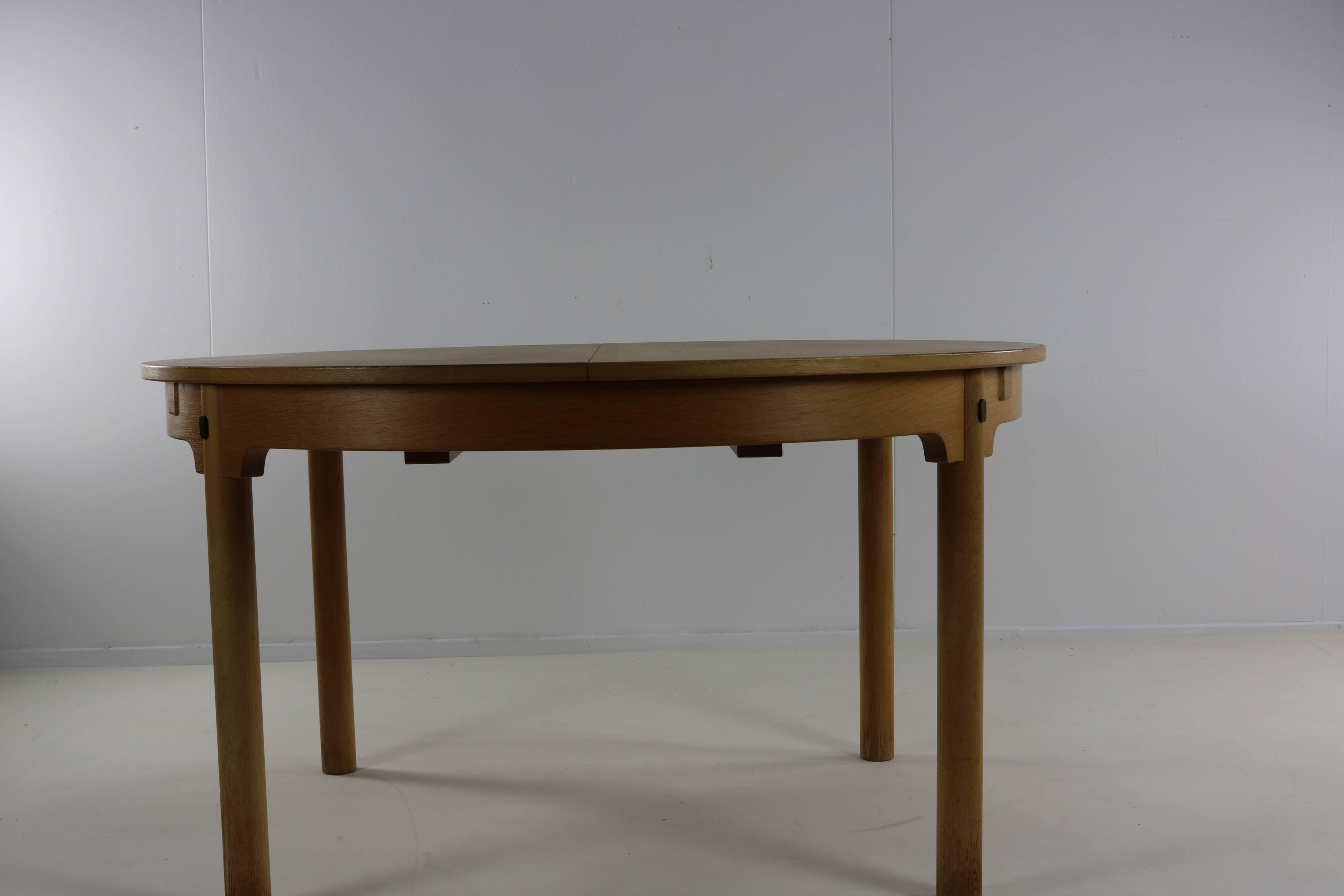 Large extendable dining table Børge Mogensen