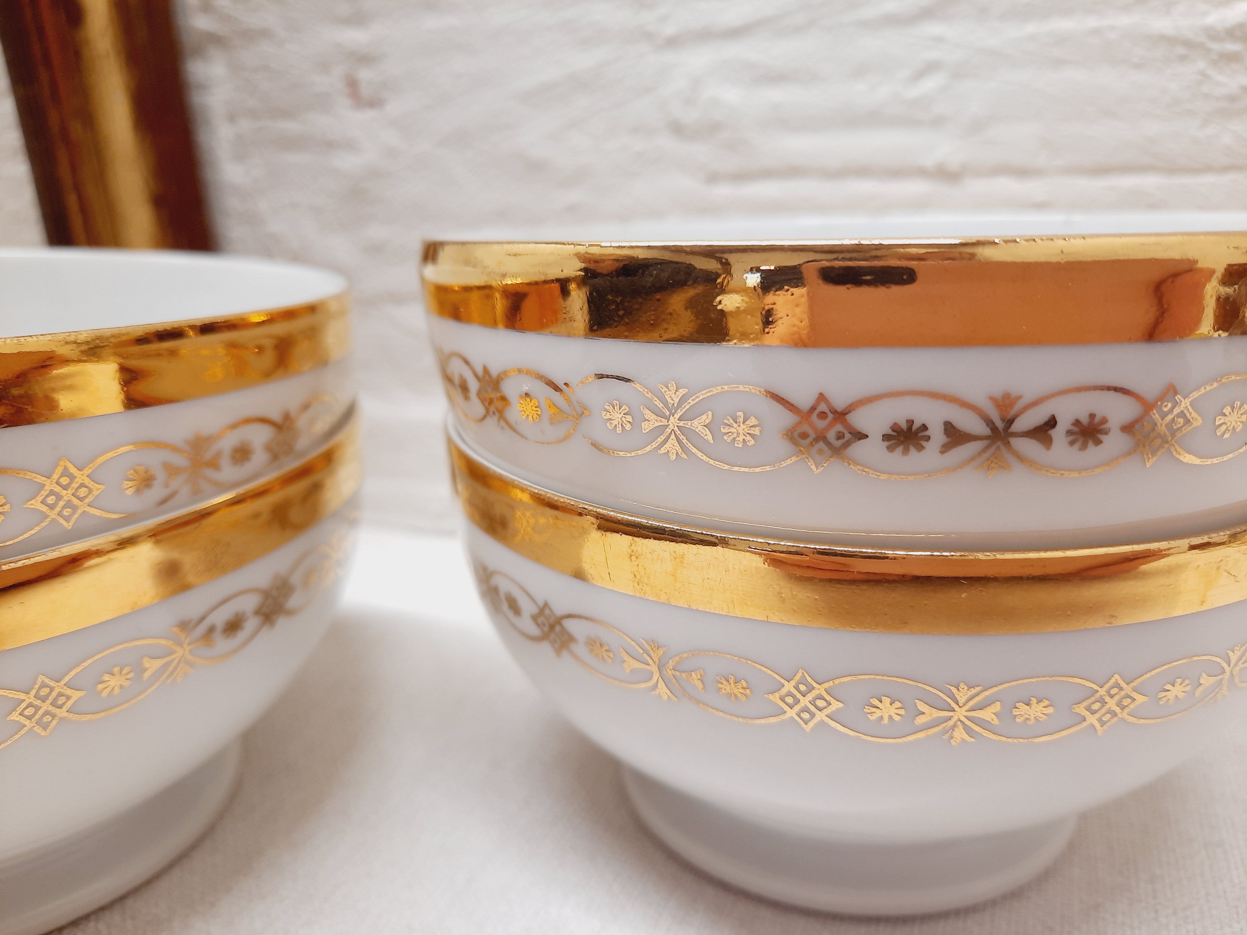Set 4 bols porcelaine blanc et or