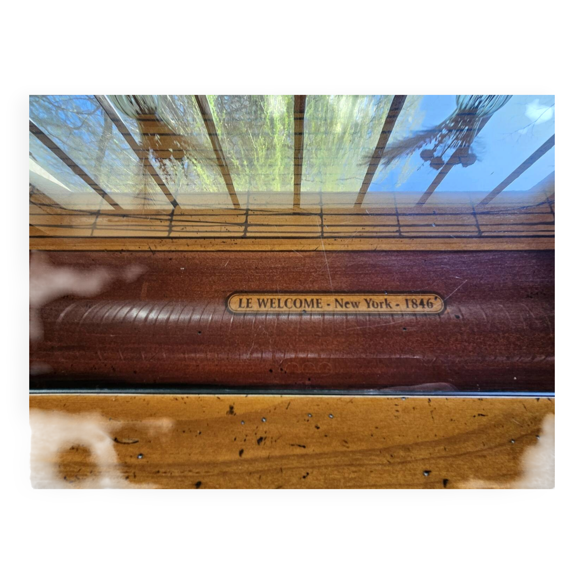 Old solid wood bar with glass top – character counter –