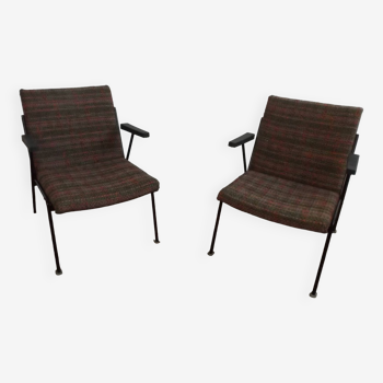 2 Oase armchairs, Wim Rietveld
