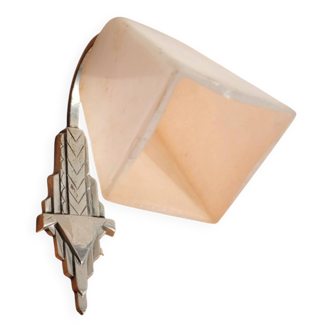 Art Deco tulip wall lamp
