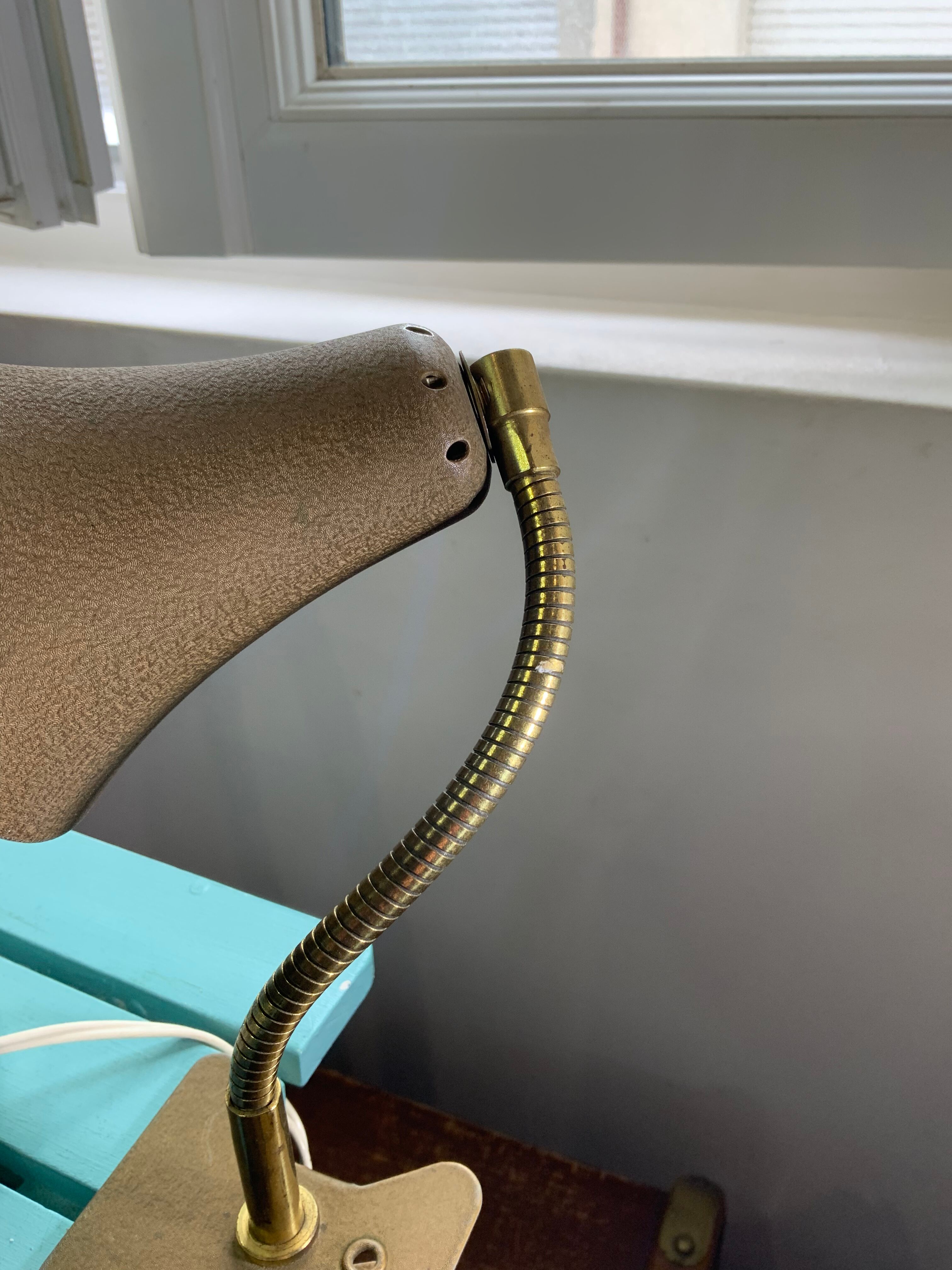 Vintage beige metal clip lamp working condition original electrification