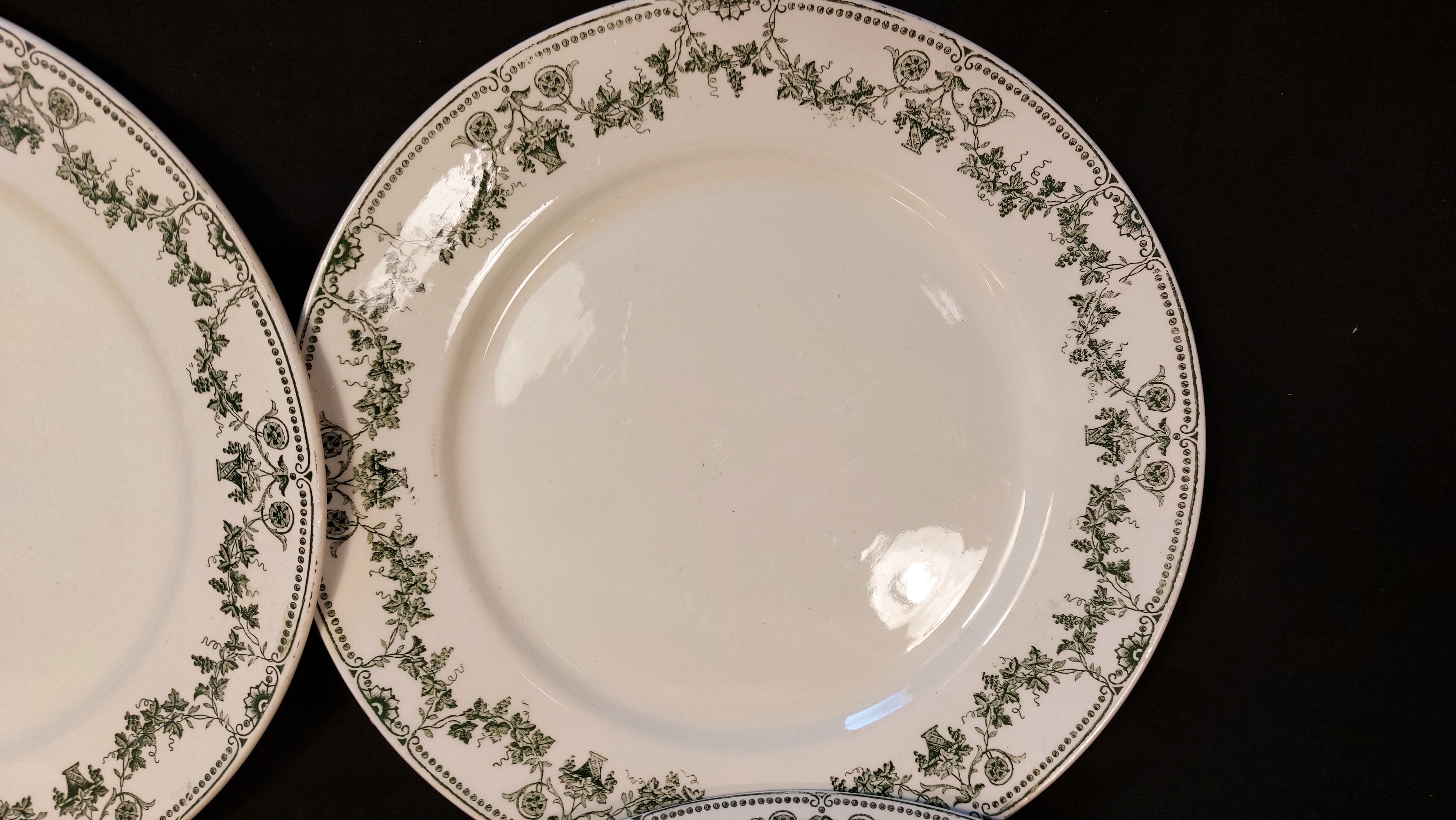 Set of 4 antique flat plates in half-porcelain from Badonviller