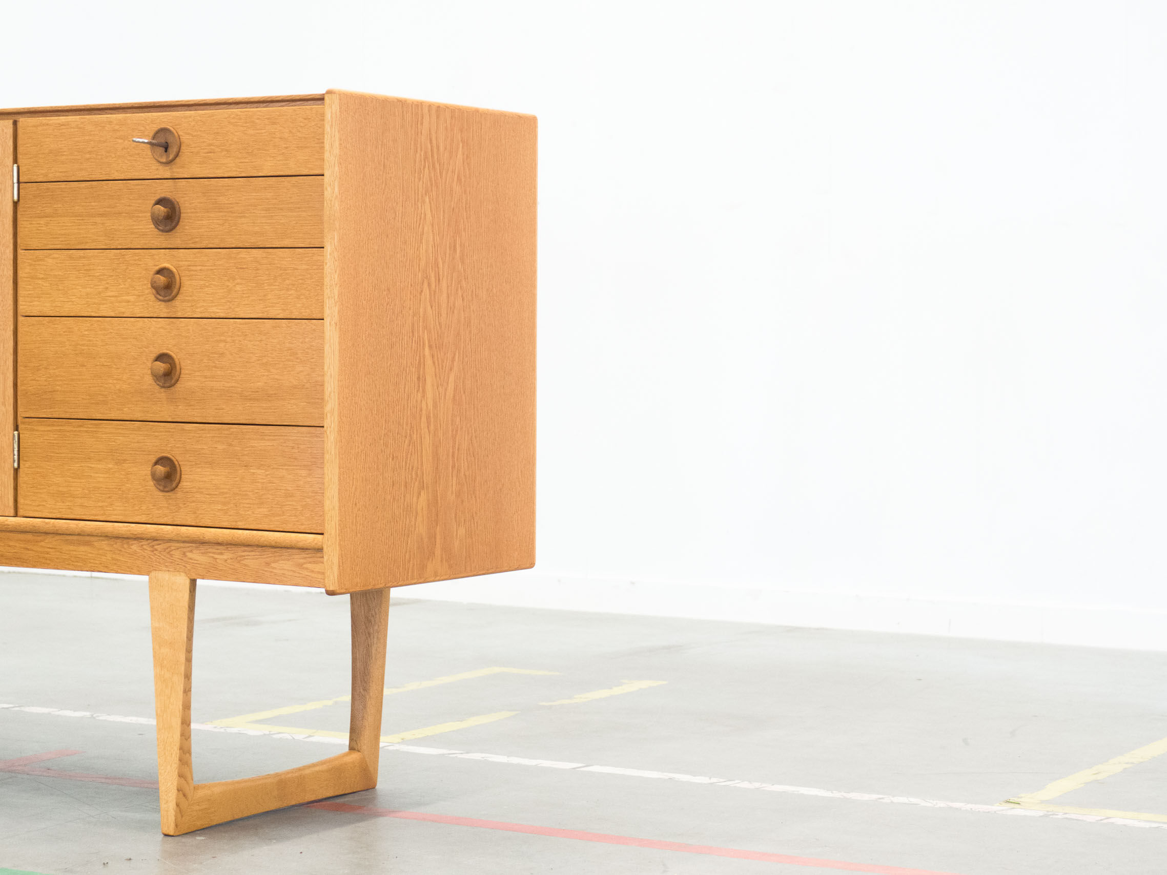 Oak buffet "Tokyo" - Yngvar Sandström for Nordiska Kompaniet