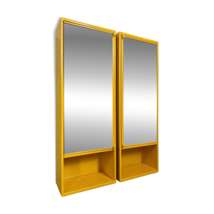 Armoire à pharmacie