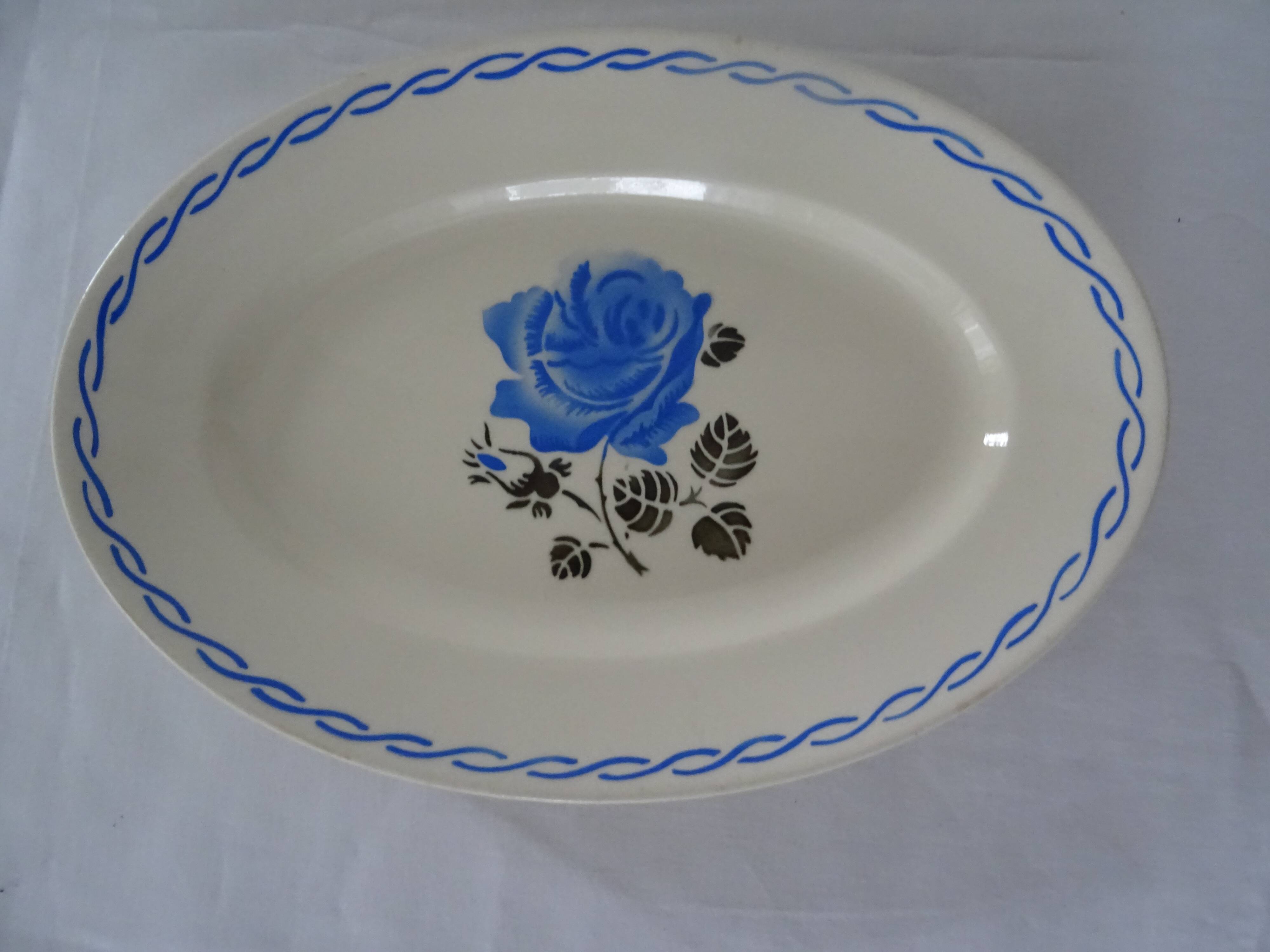 Oval flat earthenware blue flowers 519112 Badonviller