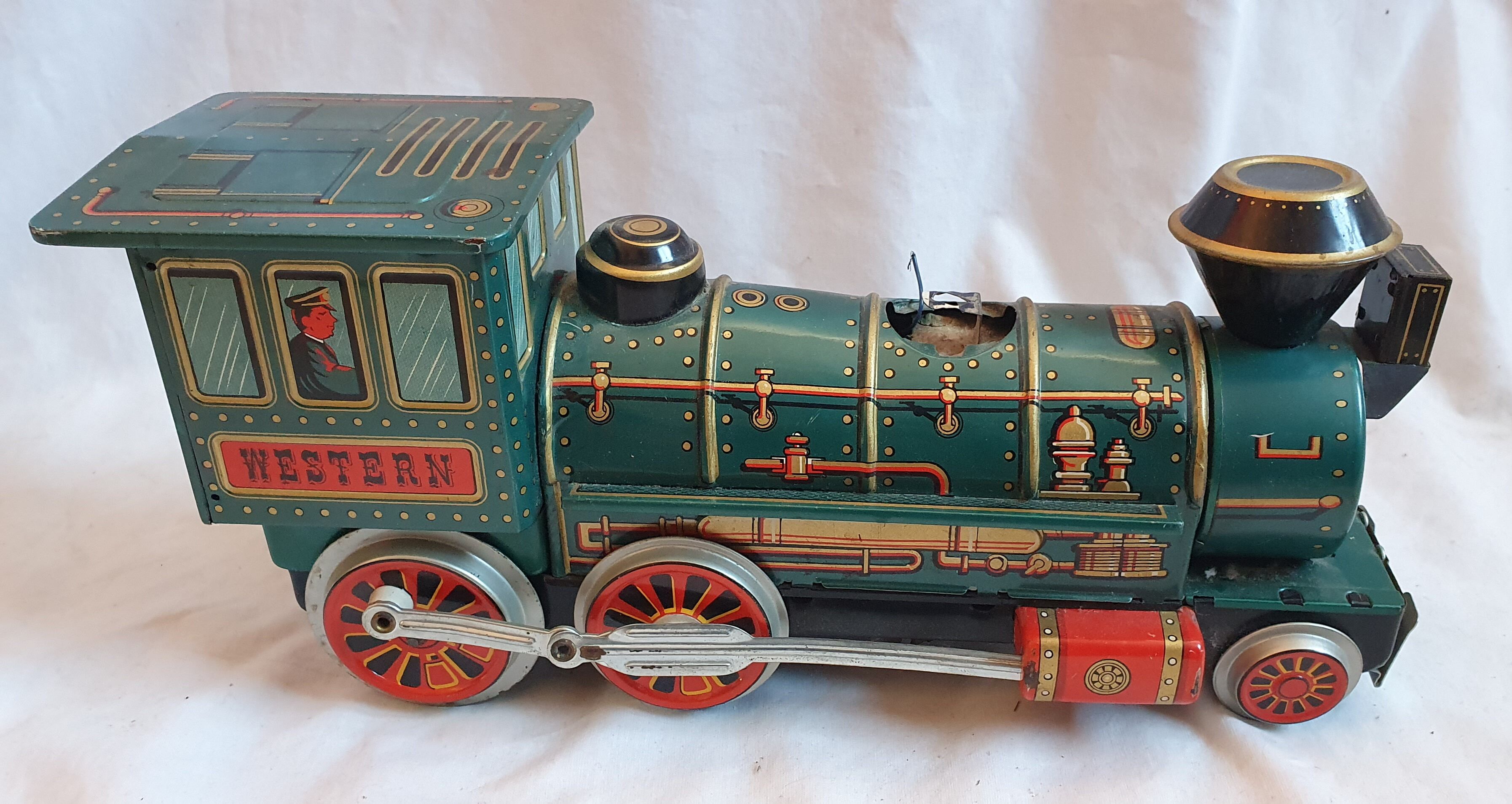 Sheet metal locomotive, 1950 toy, japan