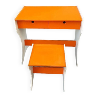 Bureau enfant et son tabouret, 1970, formica