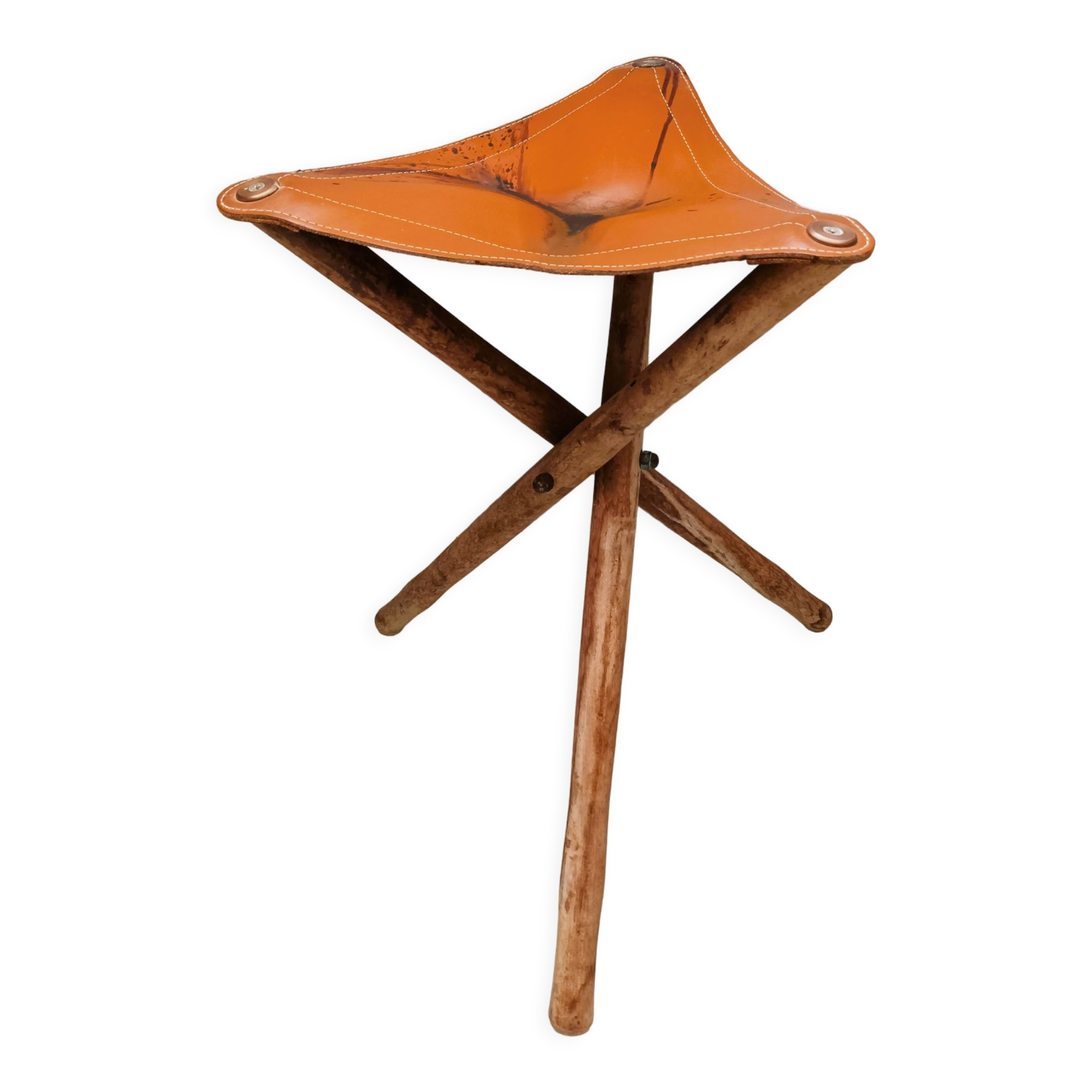 Foldable tripod stool