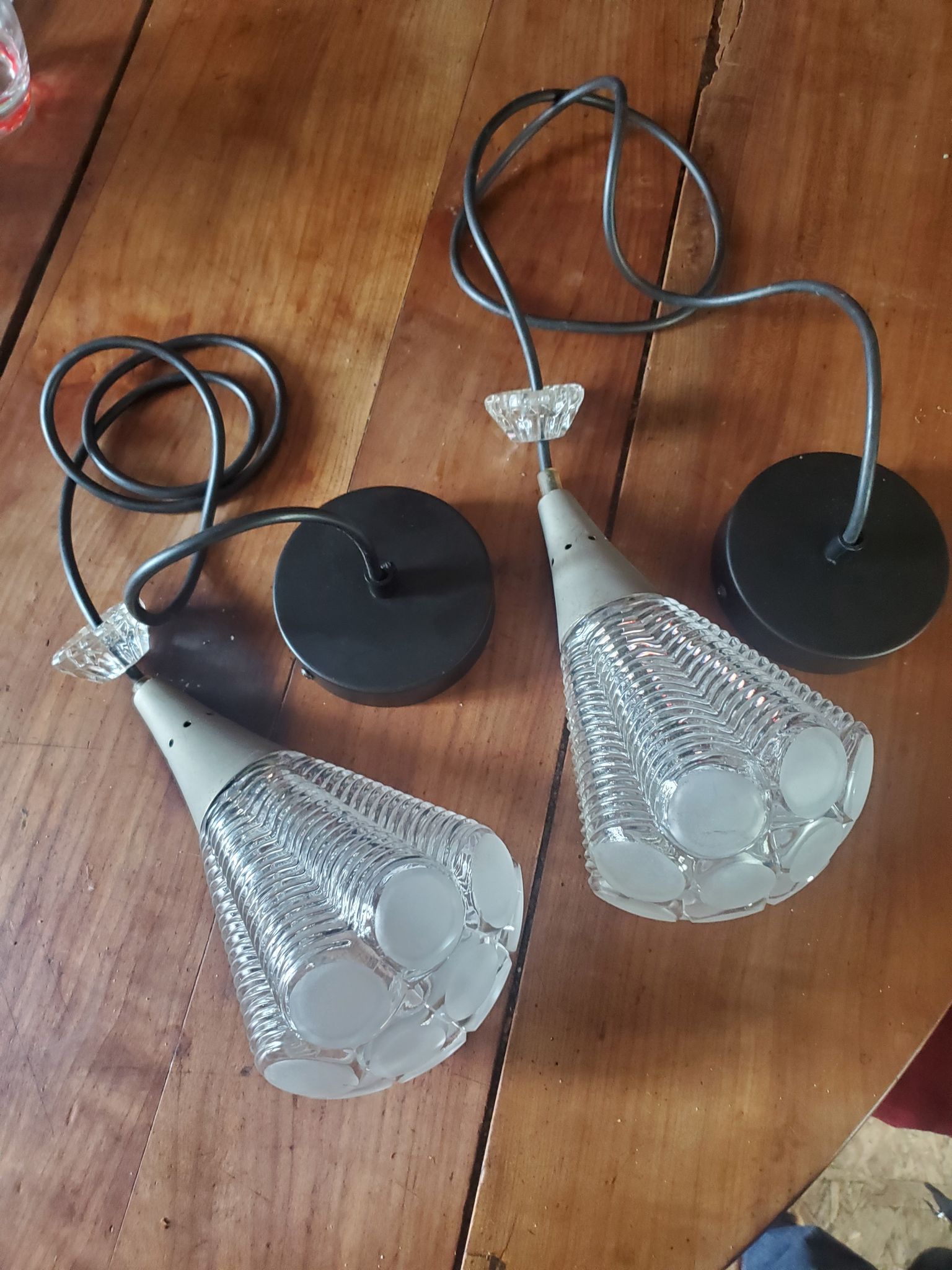 Bubble glass suspensions