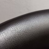 Chaise en teck massif et tissu vinyle noir dans le style d'Erik Kirkegaard, Danemark, années 1950