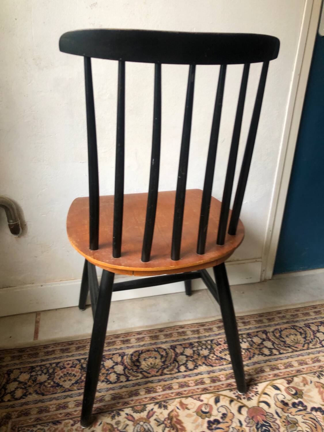 4 bistro chairs