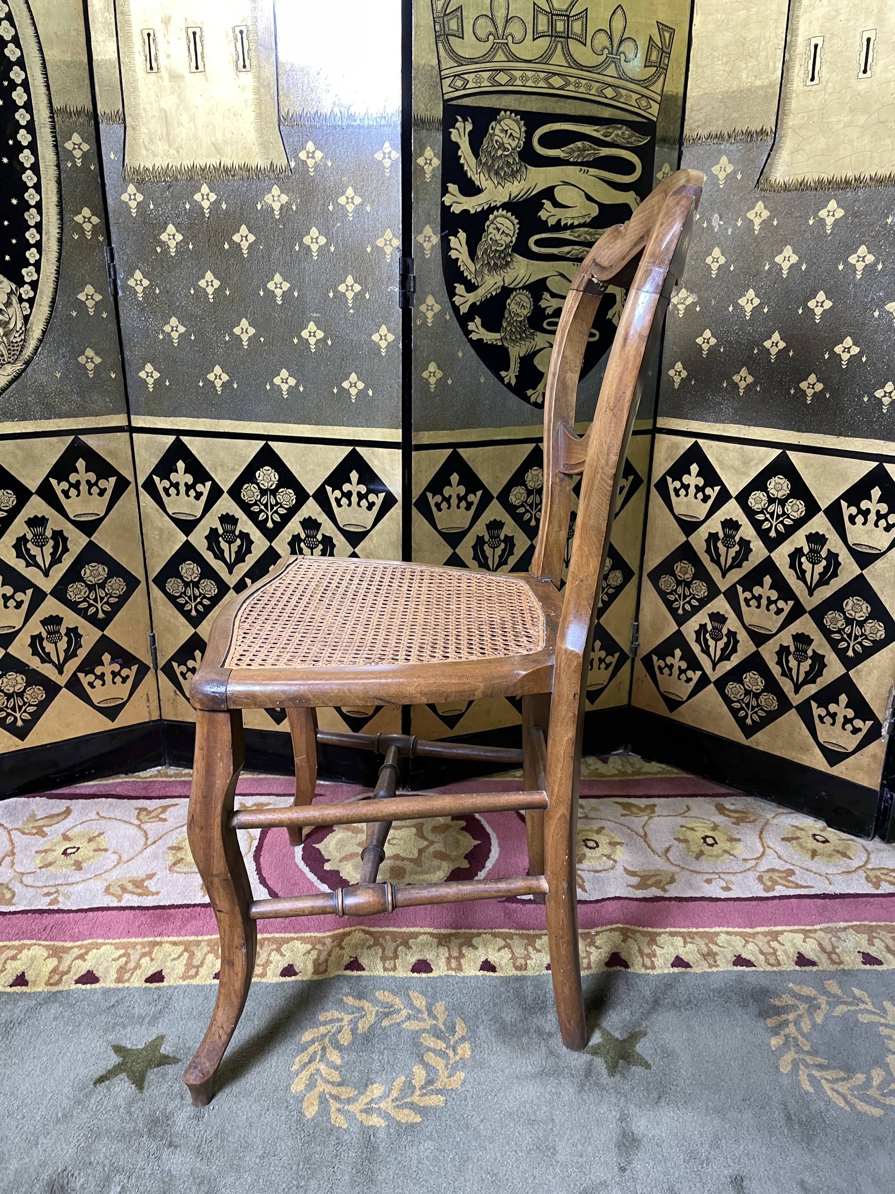 Suite de 4 chaises Louis Philippe en cannage