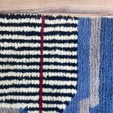 Tapis en laine fait main marocaine médium taille 100 x 200 cm