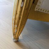 Armchair barrel gilded structure