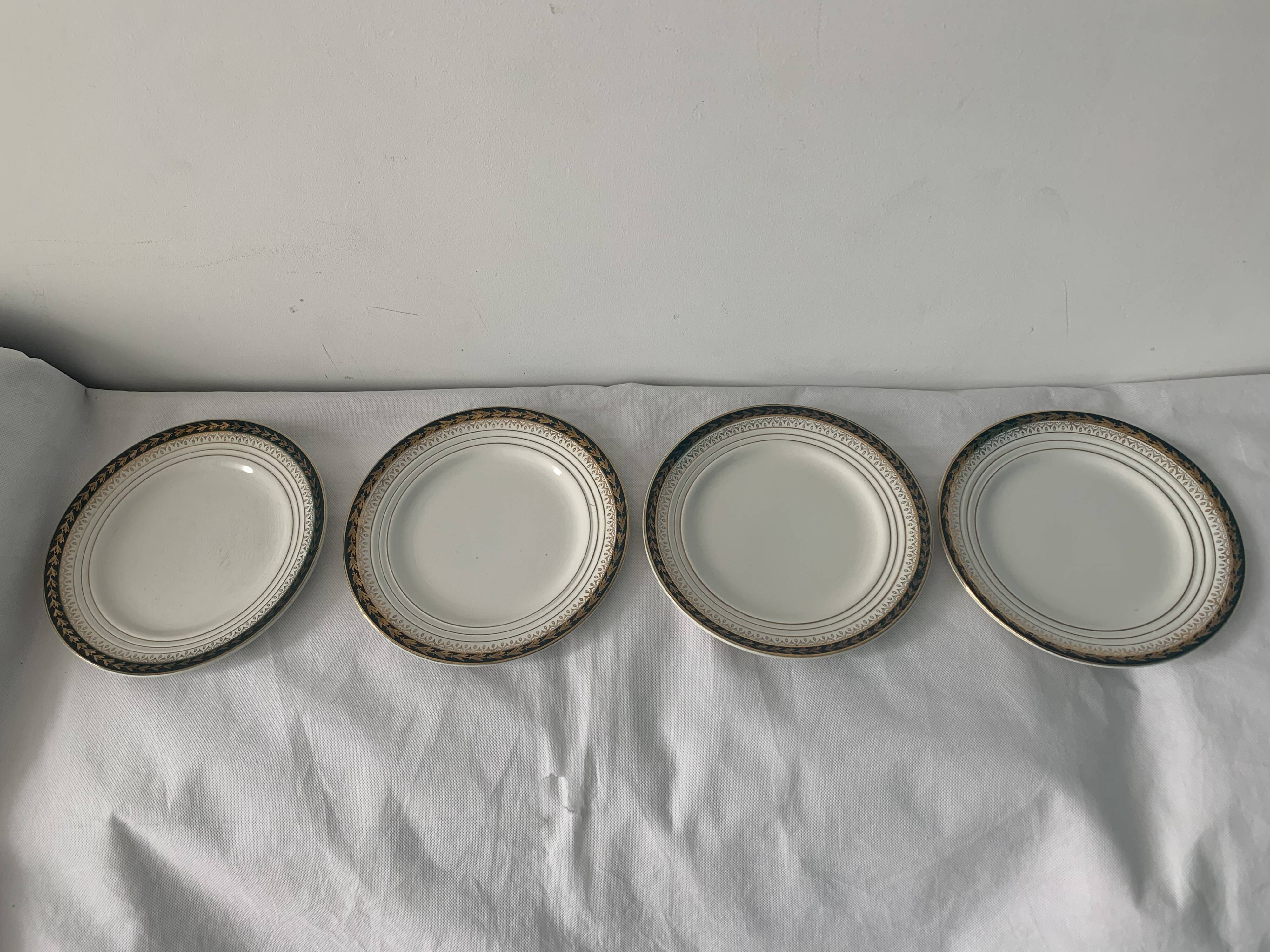 8 dessert plates in golden porcelain and saint Amand Ceranord