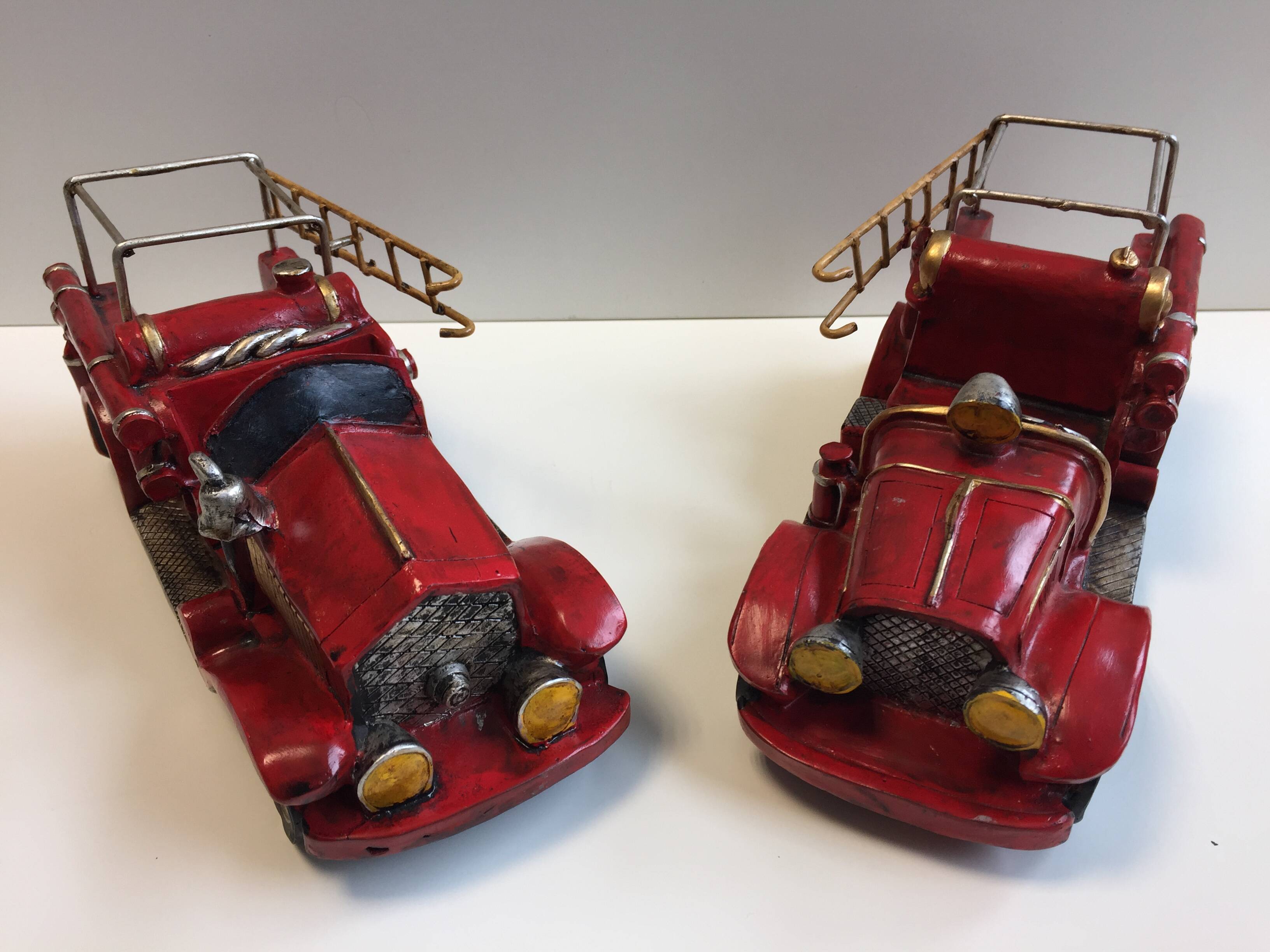Collector toys duo of old miniature fire trucks 1930