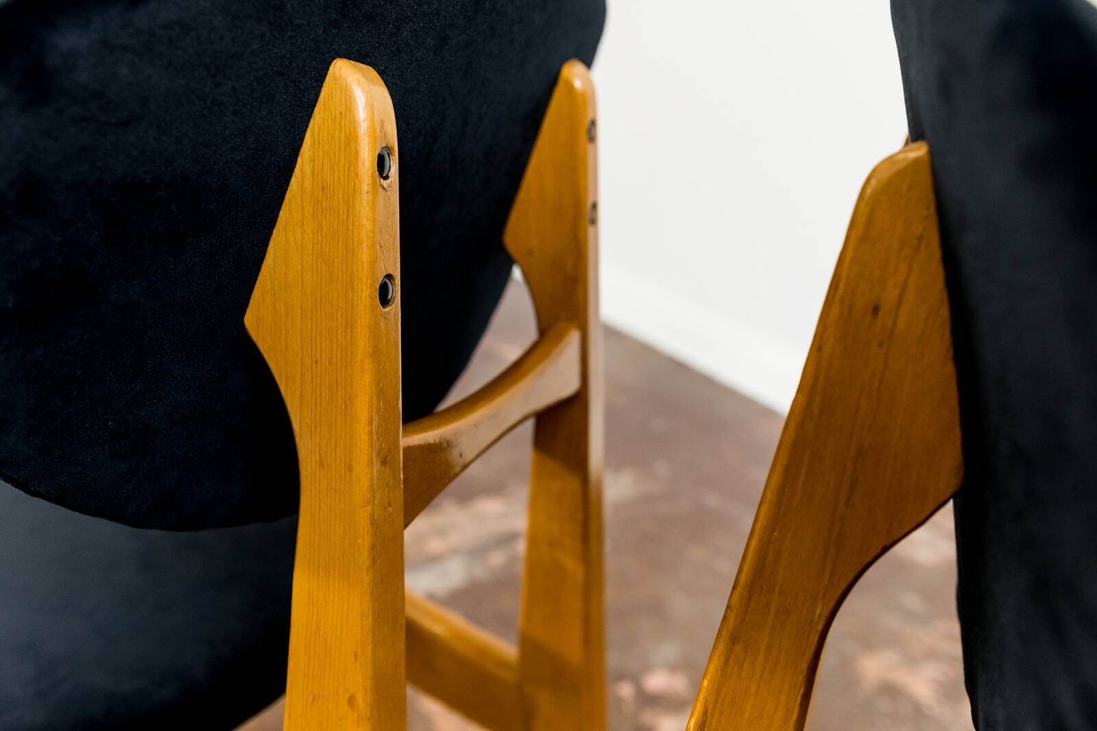 Mid-century chairs, GFM 22 by J. Kędziorek, Poland, 1960s, set of 3