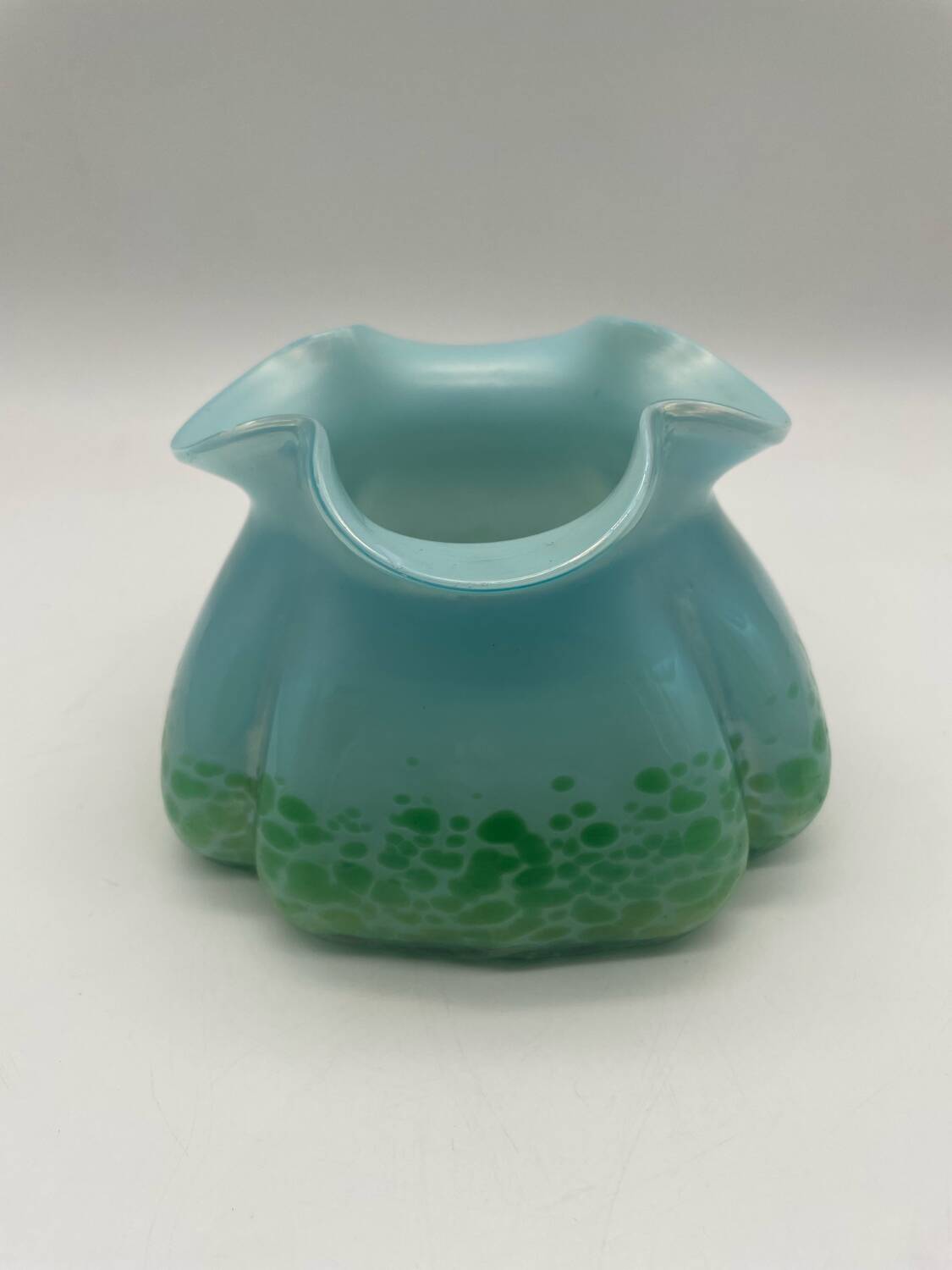 Butterfly vase in iridescent glass, Loetz, Kralik, Art Nouveau