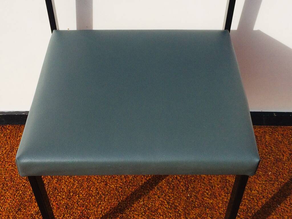 Pair of Pastoe style chairs. Vintage 60s.