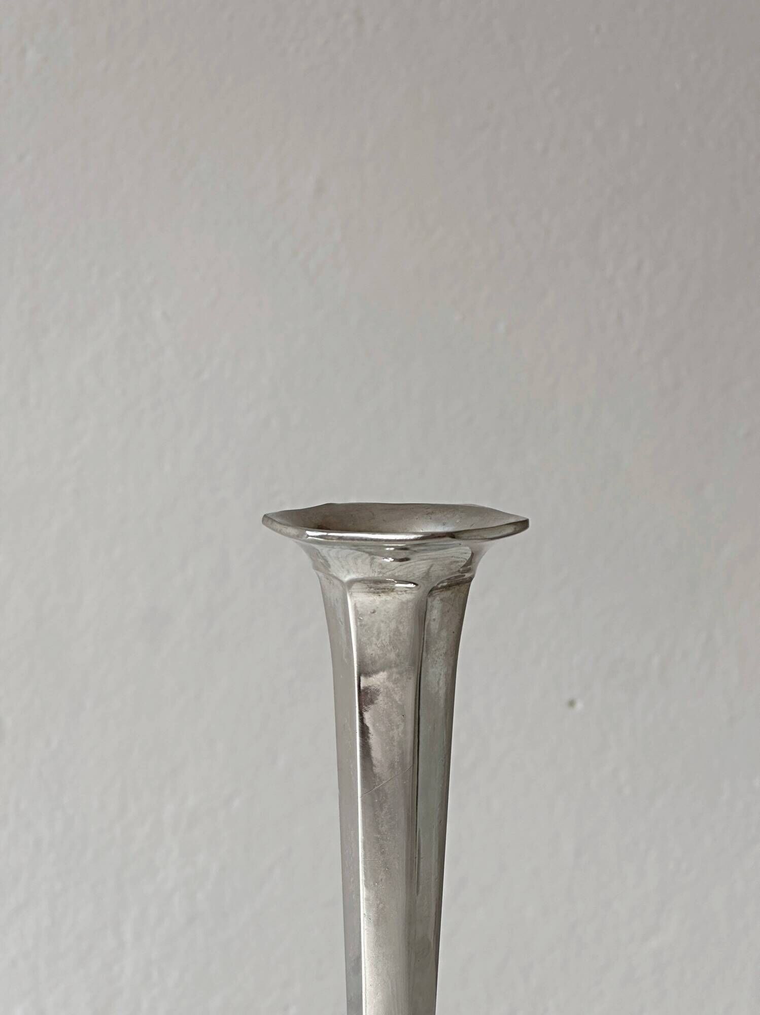Vintage metal soliflore