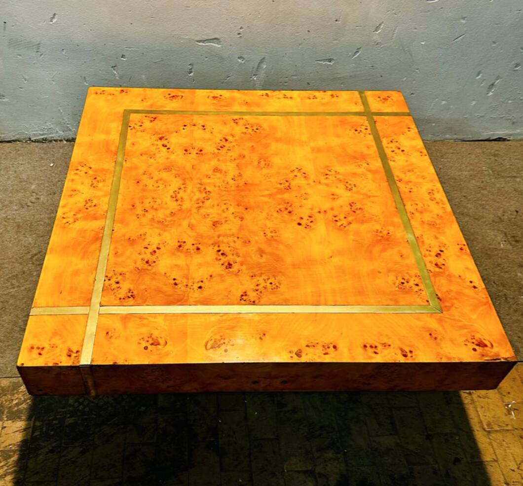 Tavolino da caffè in radica e ottone, anni '70