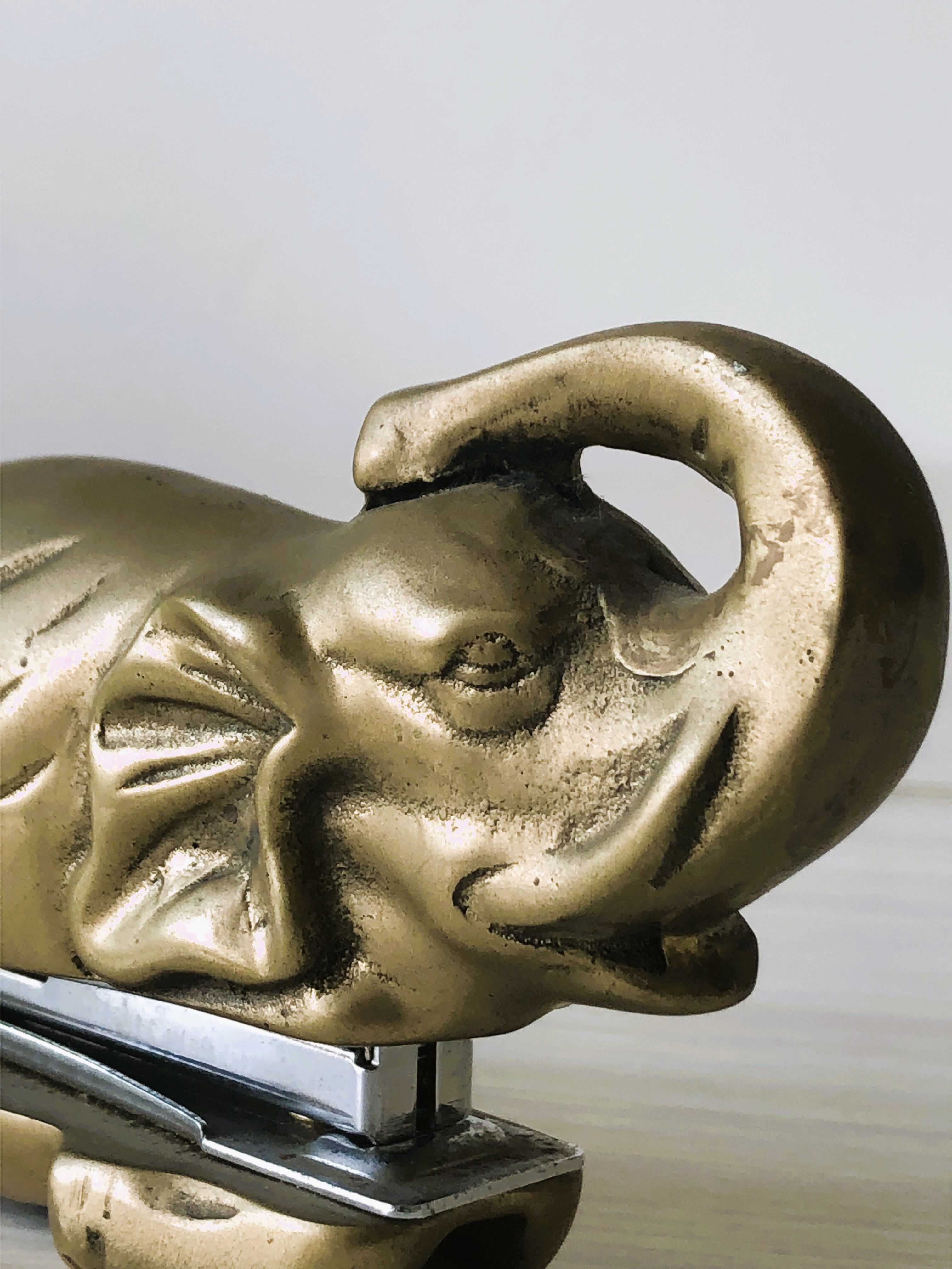 Bronze elephant stapler