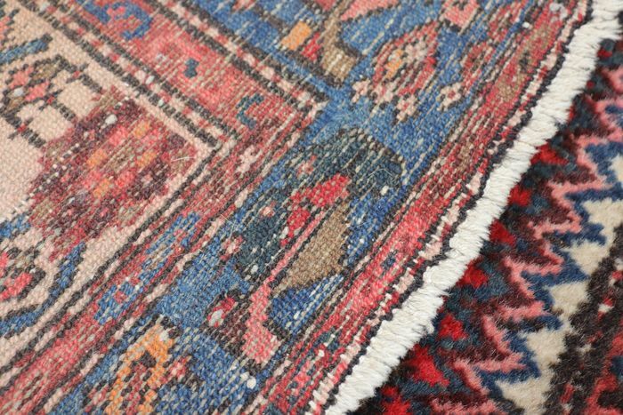 Hand-knotted tabriz carpet iran 105x175cm