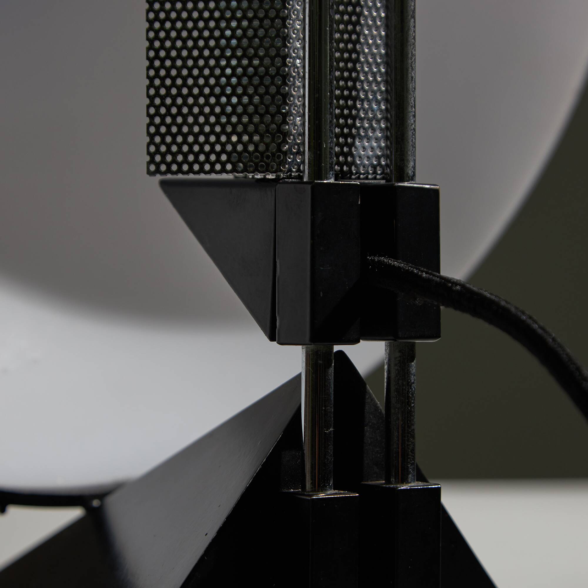 Postmodern Rhombus Shaped Table Lamp with Abstract Blue Stripes on Frosted Murano Glass