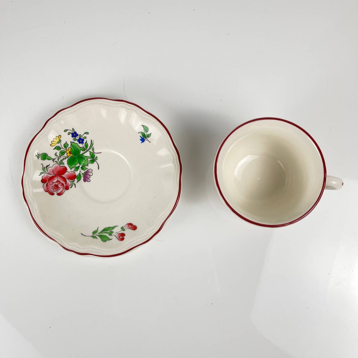 Set of 4 coffee cups with saucers model Réverbère by KG Lunéville