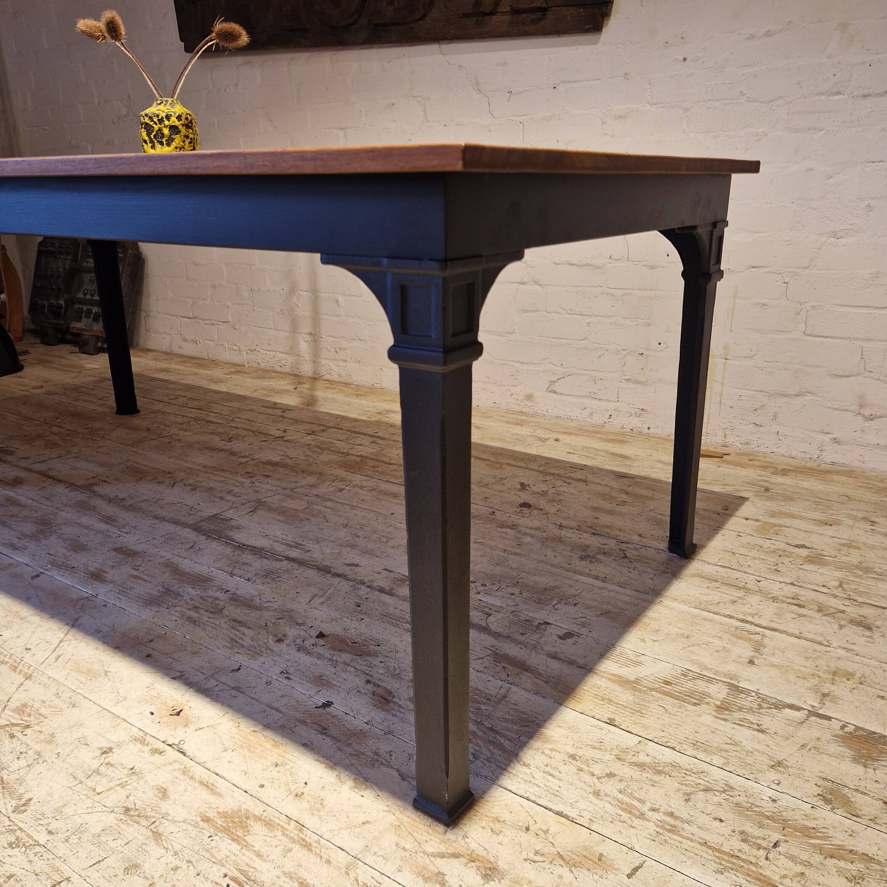 Esstisch "Telegraf" Kambala