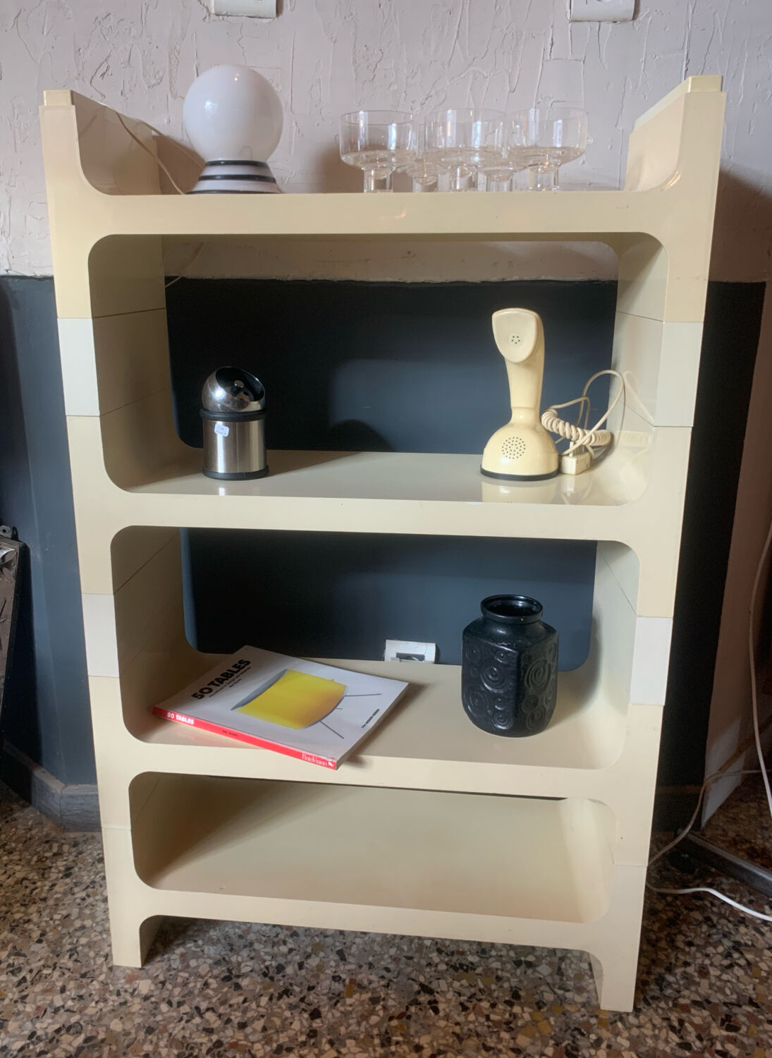 Vardani shelf from the 1970s