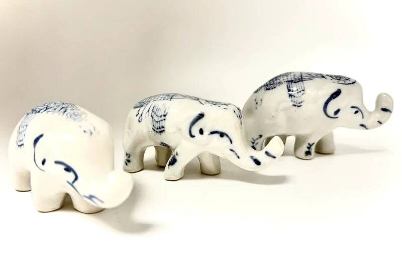 Lot de 3 éléphants en porcelaine bleu blanc figurines décoratives