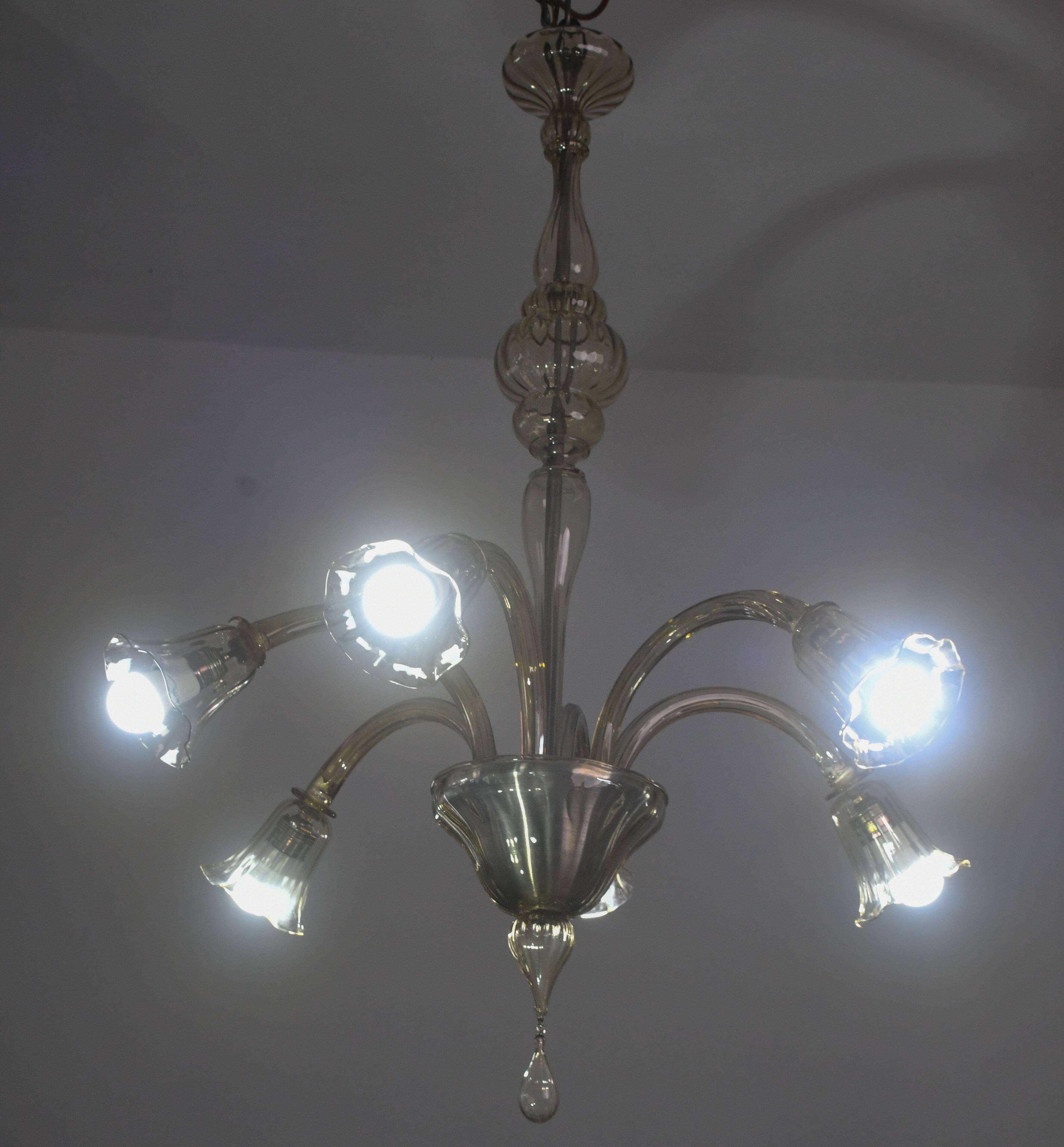 Lustre en verre de Murano vintage, couleur ambre, six lumières, design des années 1950.