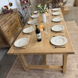 Large farmhouse table with 2 extensions and 2 drawers