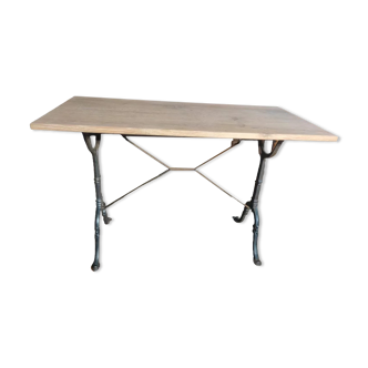 Table bistro restaurant feet metal patinated solid wood tray