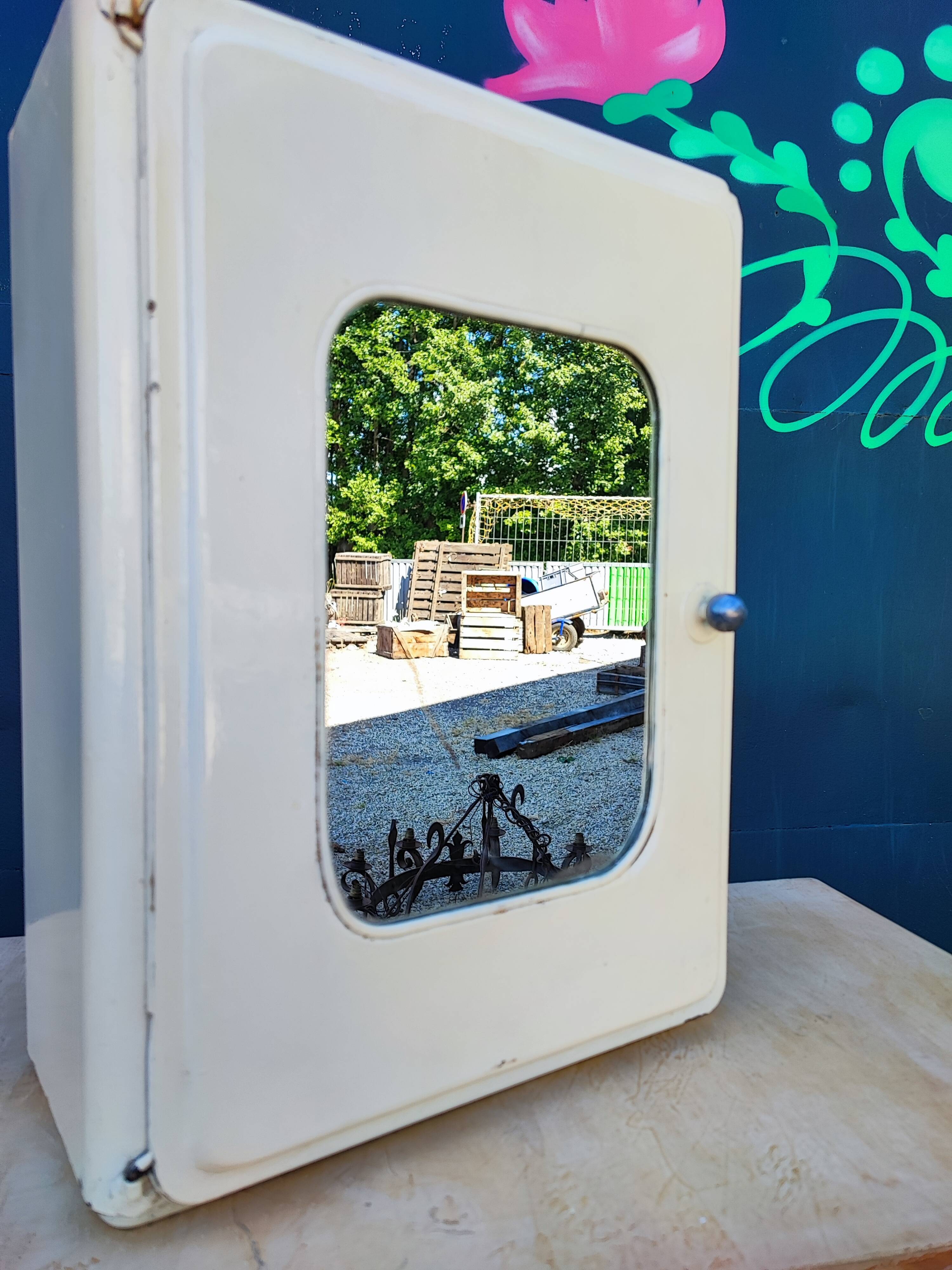 Metal medicine cabinet mirror