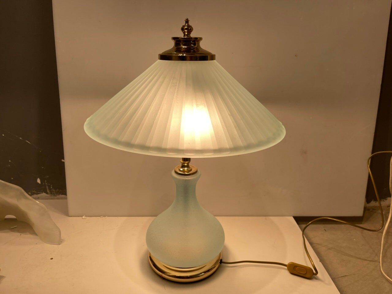 Table lamps in satinated glass, 1980