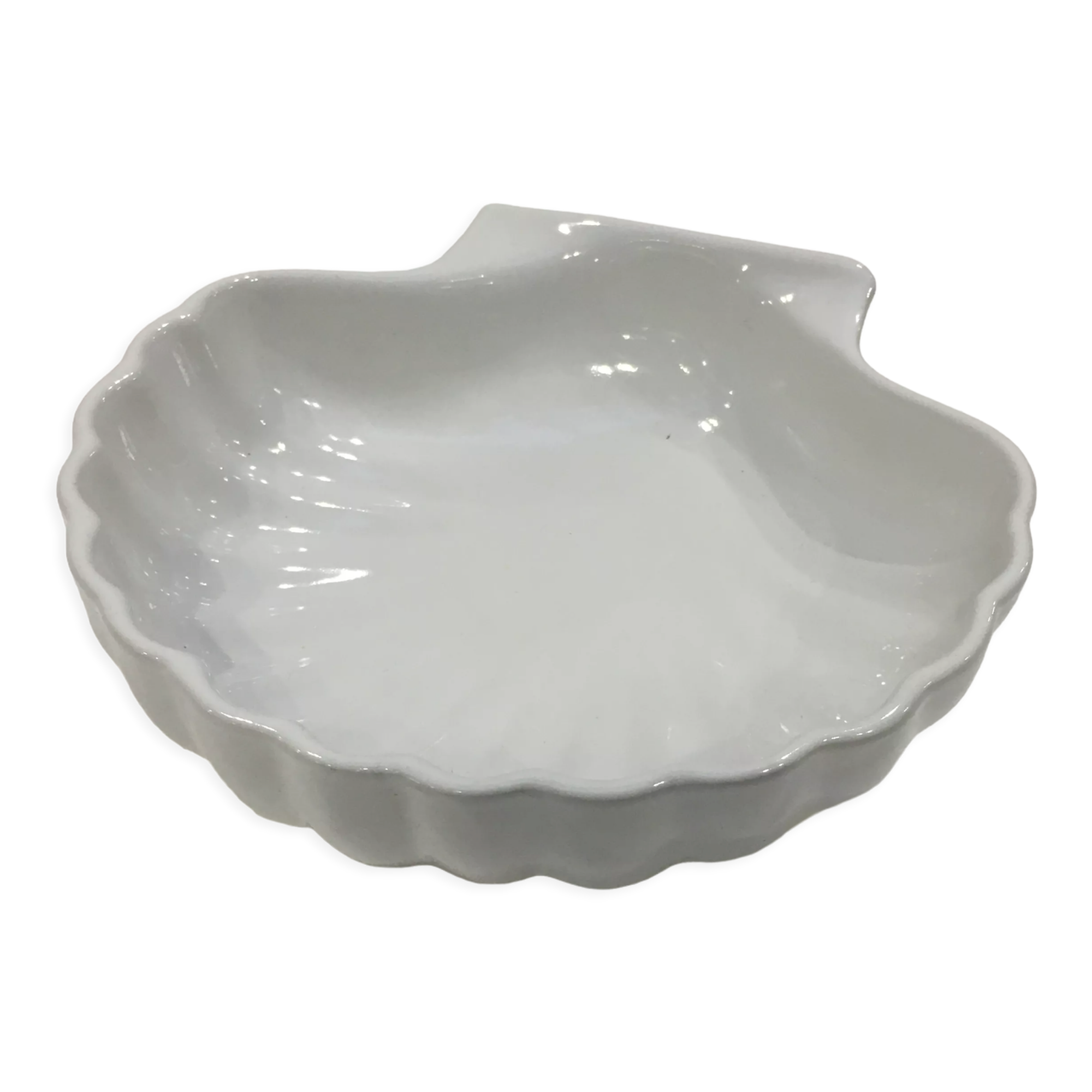 Empty White Ceramic Shell Pocket Selency