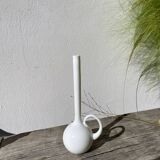 White opaline glass soliflore vase