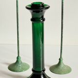 Bougeoirs en verre et métal vert